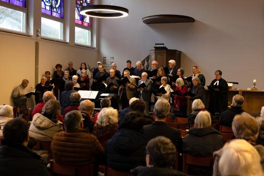 Johanneschor während Gottesdienst in der Johanneskirche Kriens
